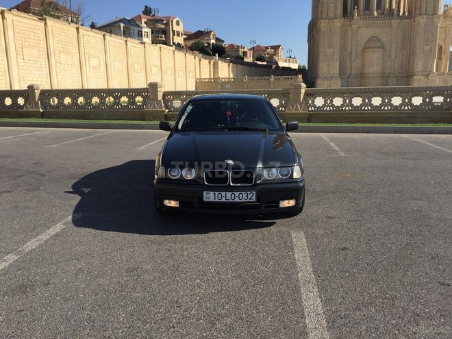 BMW 318 1993, 235,325 km - 1.8 л - Bakı