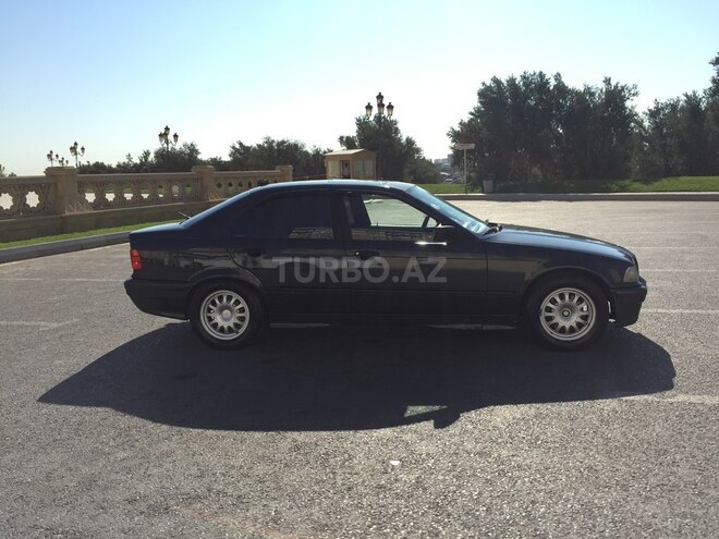 BMW 318 1993, 235,325 km - 1.8 л - Bakı