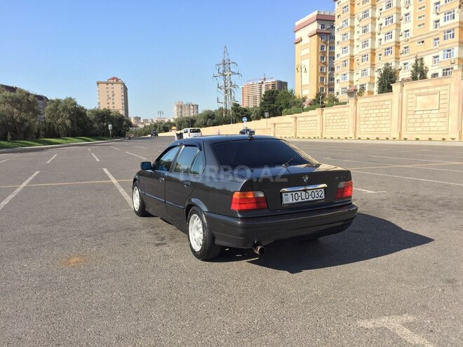 BMW 318 1993, 235,325 km - 1.8 л - Bakı
