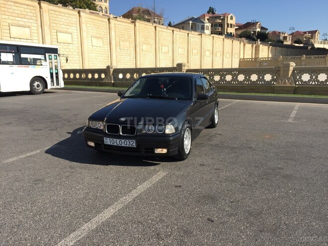 BMW 318 1993, 235,325 km - 1.8 л - Bakı