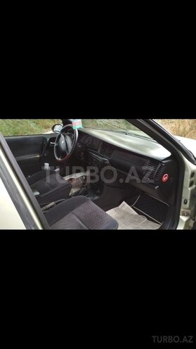 Opel Vectra 1997, 435,635 km - 1.6 l - Qusar