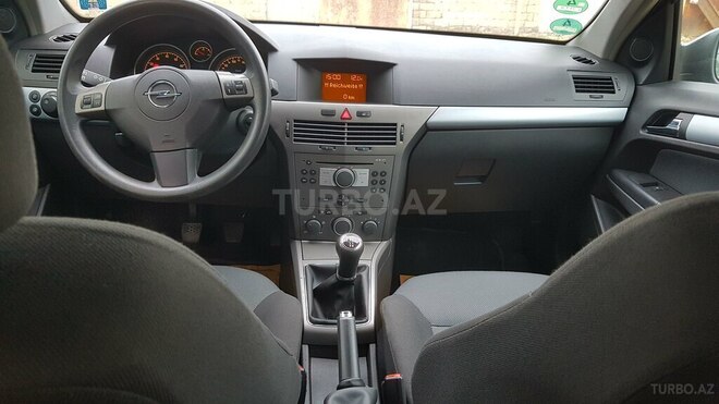 Opel Astra 2005, 136,800 km - 1.4 l - Bakı