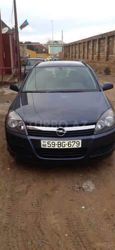 Opel Astra 2005, 130,000 km - 1.4 л - Bakı