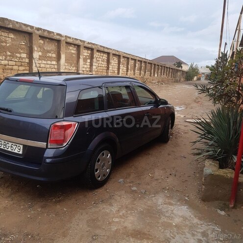 Opel Astra 2005, 130,000 km - 1.4 л - Bakı