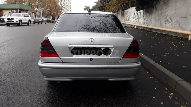 Mercedes C 180 1998, 210,039 km - 1.8 l - Bakı
