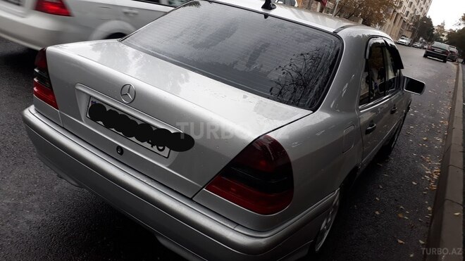 Mercedes C 180 1998, 210,039 km - 1.8 l - Bakı