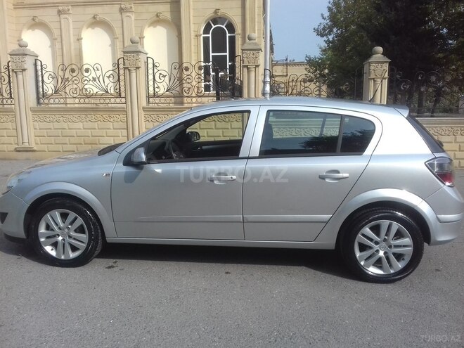 Opel Astra 2007, 217,000 km - 1.4 л - Yevlax