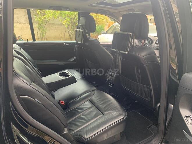 Mercedes GL 550 2010, 69,000 km - 5.5 l - Bakı