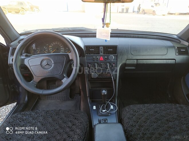 Mercedes C 180 1998, 2,500,000 km - 1.8 l - Gəncə