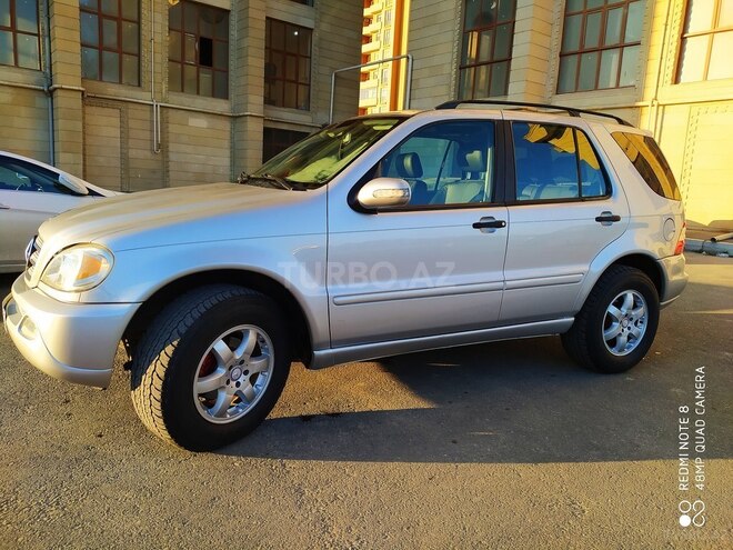 Mercedes ML 320 2003, 265,000 km - 3.2 l - Bakı