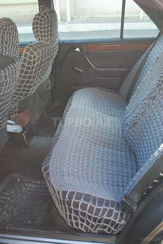 Mercedes E 250 1990, 358,000 km - 2.5 л - Bakı