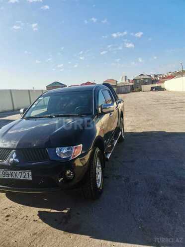 Mitsubishi L200 2009, 236,000 km - 2.5 l - Bakı