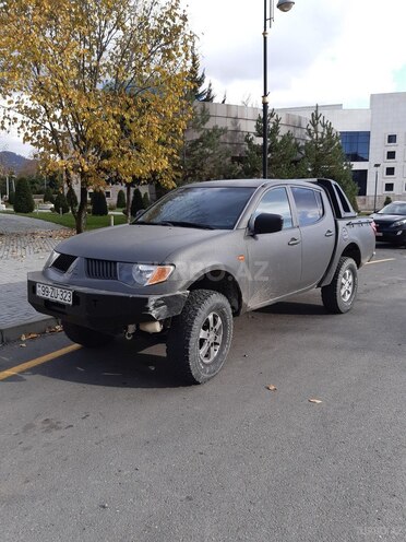 Mitsubishi L200 2007, 360,000 km - 2.5 l - Qəbələ