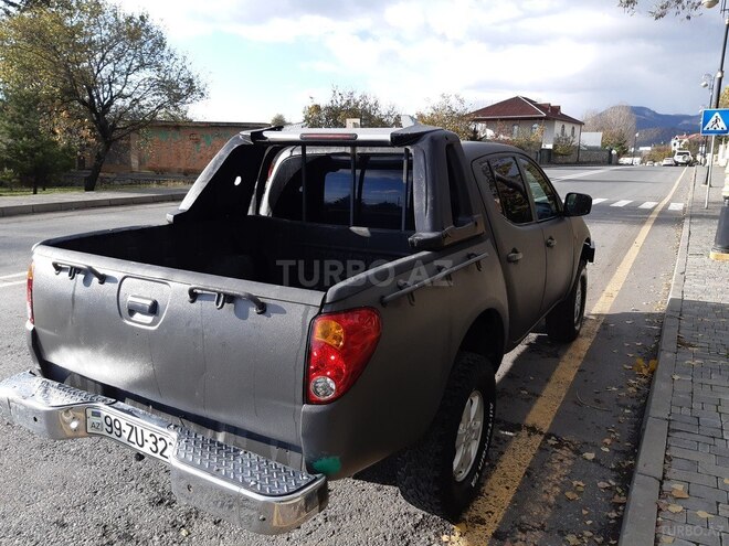 Mitsubishi L200 2007, 360,000 km - 2.5 l - Qəbələ