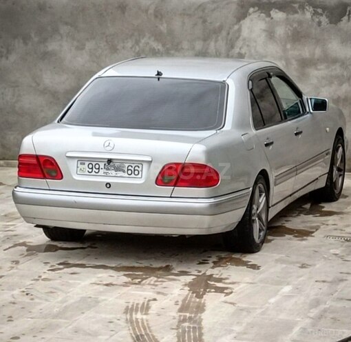 Mercedes E 280 1998, 380,000 km - 2.8 l - Bakı