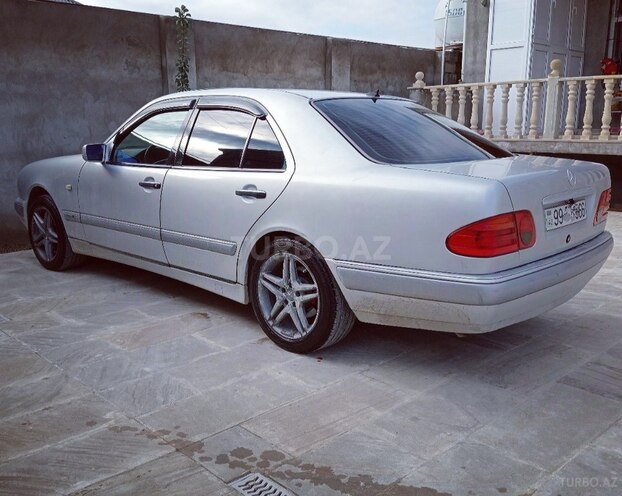 Mercedes E 280 1998, 380,000 km - 2.8 l - Bakı