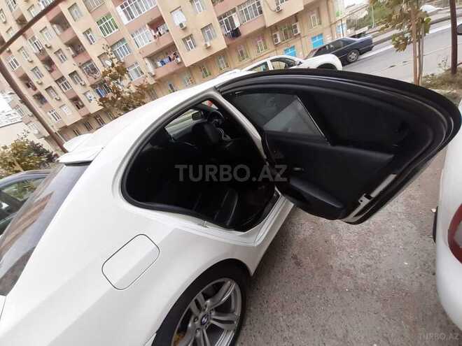 BMW 520 2004, 210,000 km - 2.2 l - Bakı