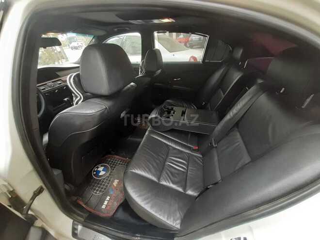 BMW 520 2004, 210,000 km - 2.2 l - Bakı