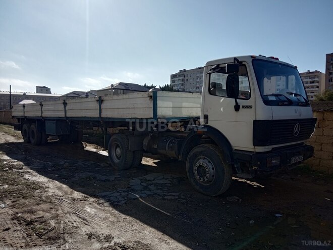 Mercedes  1996, 297,000 km - 11.0 l - Bakı