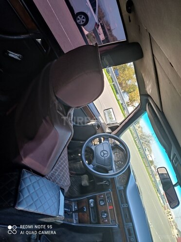 Mercedes E 300 1992, 430,000 km - 3.0 л - Salyan