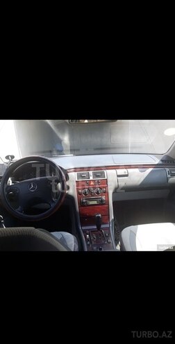 Mercedes E 200 2002, 284,025 km - 2.0 l - Bakı