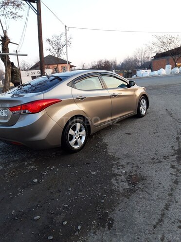 Hyundai Elantra 2014, 106,455 km - 1.8 l - Zaqatala