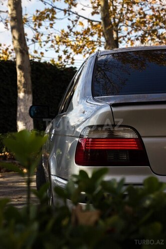 BMW 525 2000, 324,000 km - 2.5 l - Bakı