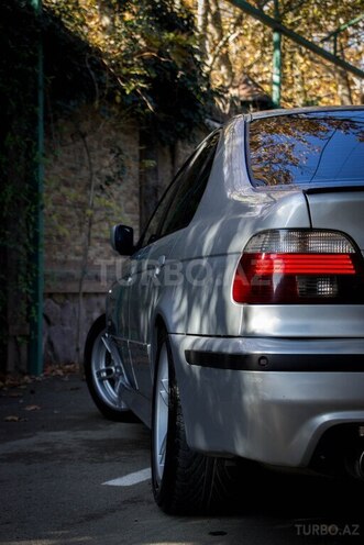 BMW 525 2000, 324,000 km - 2.5 l - Bakı