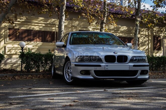 BMW 525 2000, 324,000 km - 2.5 l - Bakı