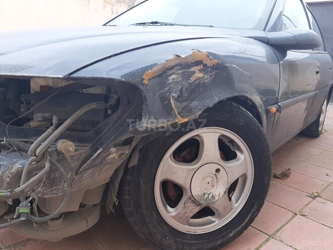 Opel Vectra 1996, 442,003 km - 1.6 l - Bakı