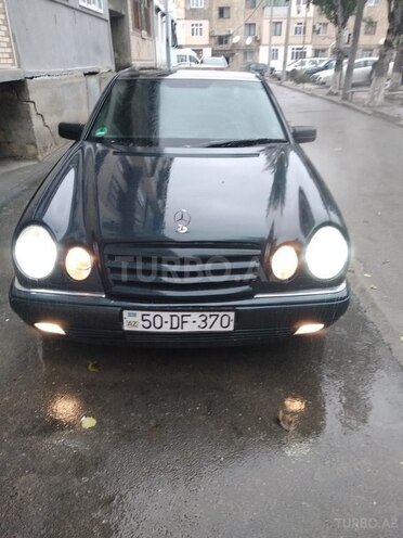 Mercedes E 240 1997, 305,000 km - 2.4 l - Sumqayıt