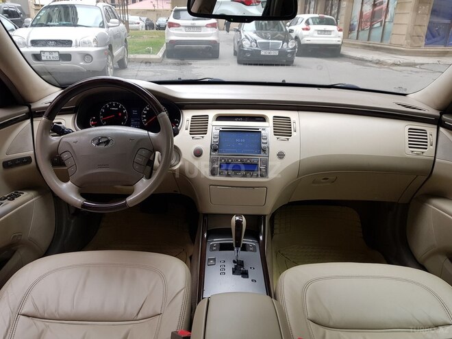 Hyundai Grandeur 2009, 203,000 km - 2.7 l - Bakı