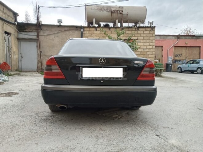Mercedes C 180 1995, 326,541 km - 1.8 l - Bakı