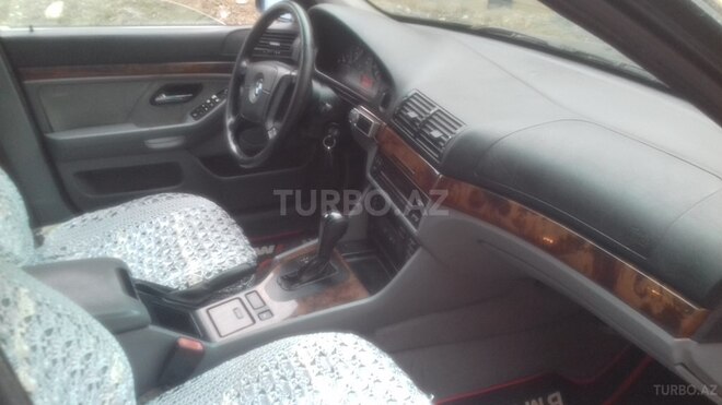 BMW 528 1997, 250,000 km - 2.8 l - Bakı