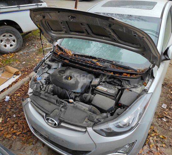Hyundai Elantra 2015, 44,000 km - 1.8 l - Bakı