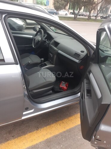 Opel Astra 2005, 127,000 km - 1.4 l - Bakı