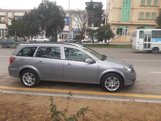 Opel Astra 2005, 127,000 km - 1.4 l - Bakı