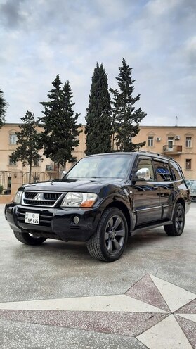 Mitsubishi Pajero 2004, 215,000 km - 3.0 л - Bakı