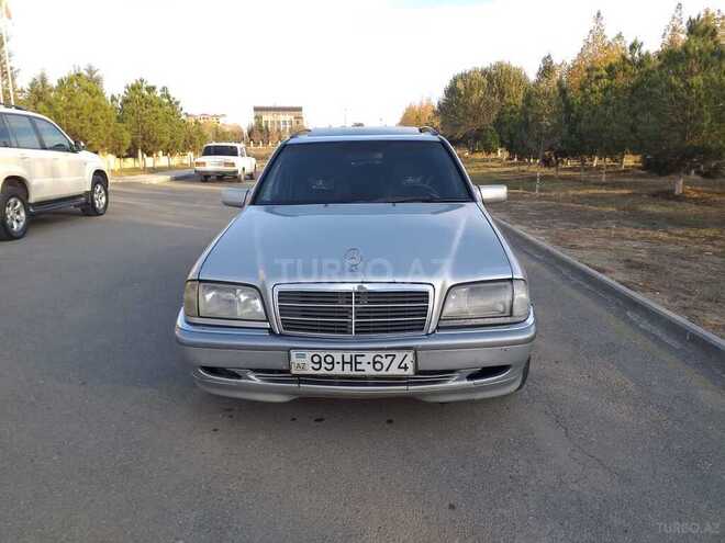 Mercedes C 220 1998, 888,888 km - 2.2 л - Yevlax