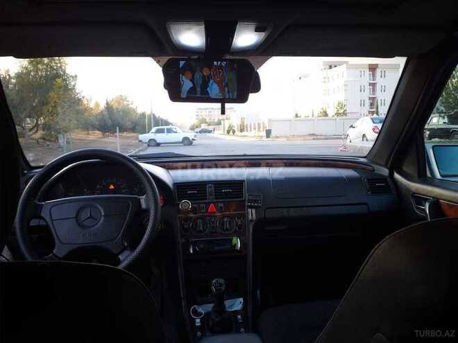 Mercedes C 220 1998, 888,888 km - 2.2 л - Yevlax