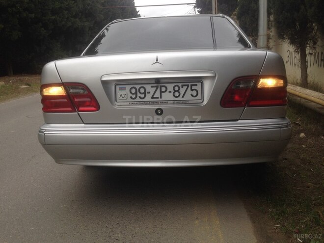 Mercedes E 230 1995, 238,000 km - 2.5 l - Bakı