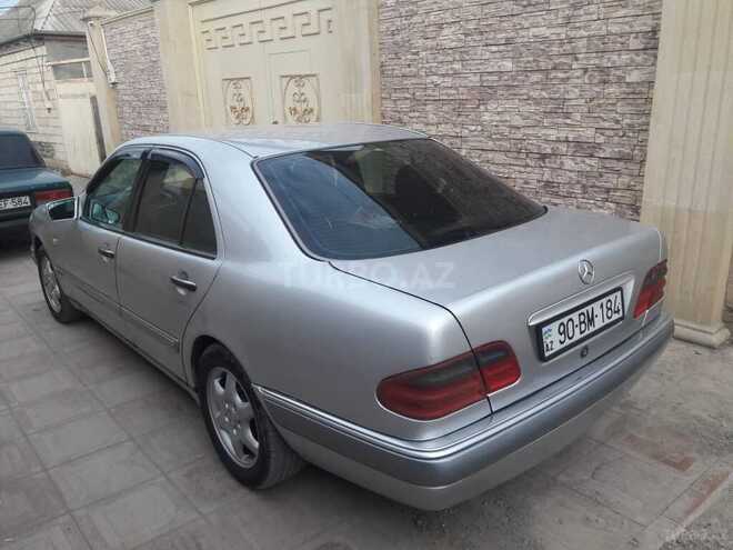 Mercedes E 230 1996, 240,000 km - 2.3 l - Bakı