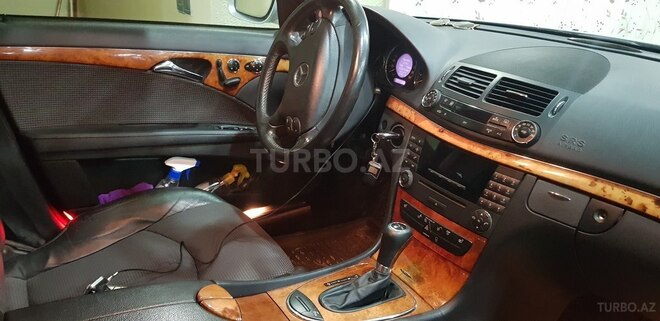 Mercedes E 220 2006, 209,000 km - 2.2 l - Bakı
