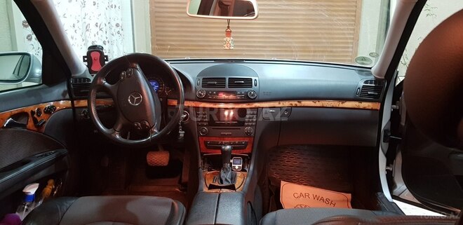 Mercedes E 220 2006, 209,000 km - 2.2 l - Bakı