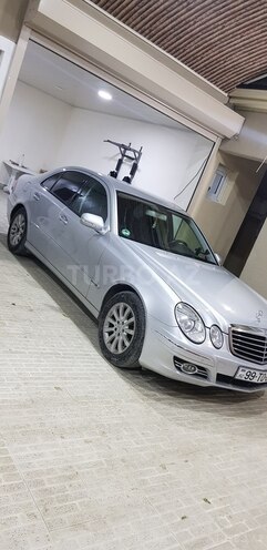 Mercedes E 220 2006, 209,000 km - 2.2 l - Bakı
