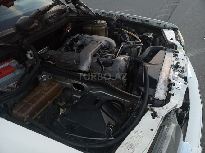 Mercedes E 250 1994, 700,000 km - 2.5 л - Bərdə