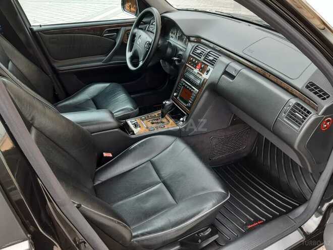 Mercedes E 320 2000, 313,700 km - 3.2 l - Bakı