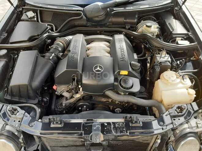 Mercedes E 320 2000, 313,700 km - 3.2 l - Bakı