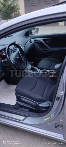 Hyundai Elantra 2015, 31,000 km - 1.8 l - Bakı