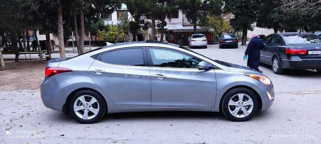 Hyundai Elantra 2015, 31,000 km - 1.8 l - Bakı